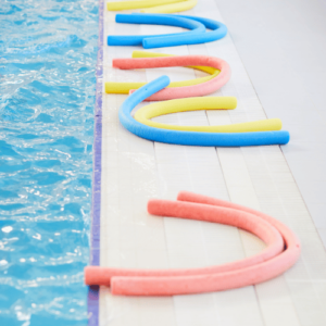 divers matériel aquagym piscine aubais